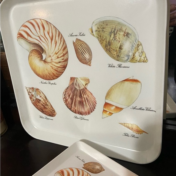 Vintage Mebel Melamine Large and Small Square Serving Tray with Seashells - Picture 3 of 6